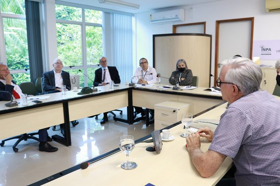 Visita ao INPA de parlamentares austríacos - Foto Cimone Barros - INPA (5).JPG