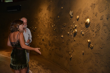 Exposição Nem tudo que reluz é ouro. Fala sobre terra preta de índio