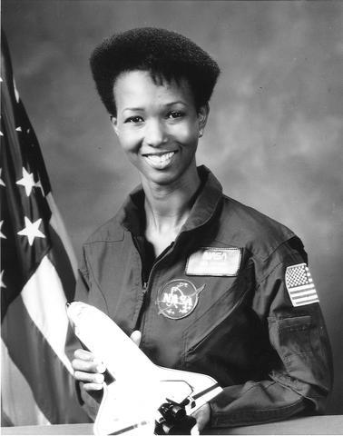 maeCJemison.jpg