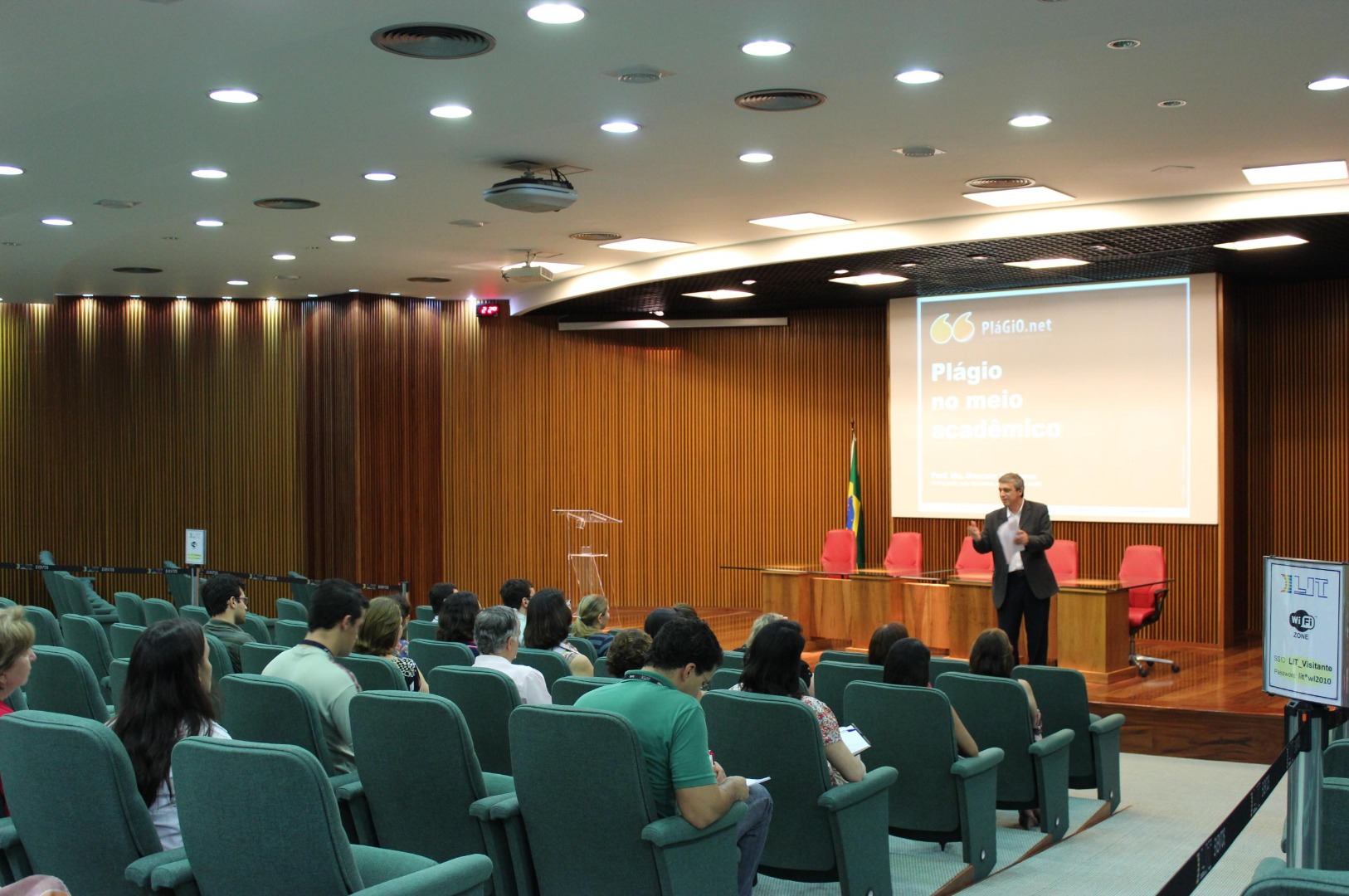 VIII SEMANA NACIONAL DO LIVRO E DA BIBLIOTECA