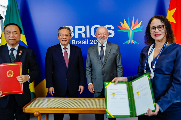 Reunião aconteceu na Cúpula do Brics realizada na cidade do Rio de Janeiro