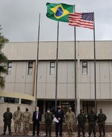 Comitiva de Militares Brasileiros e Norte Americanos visita o INPE