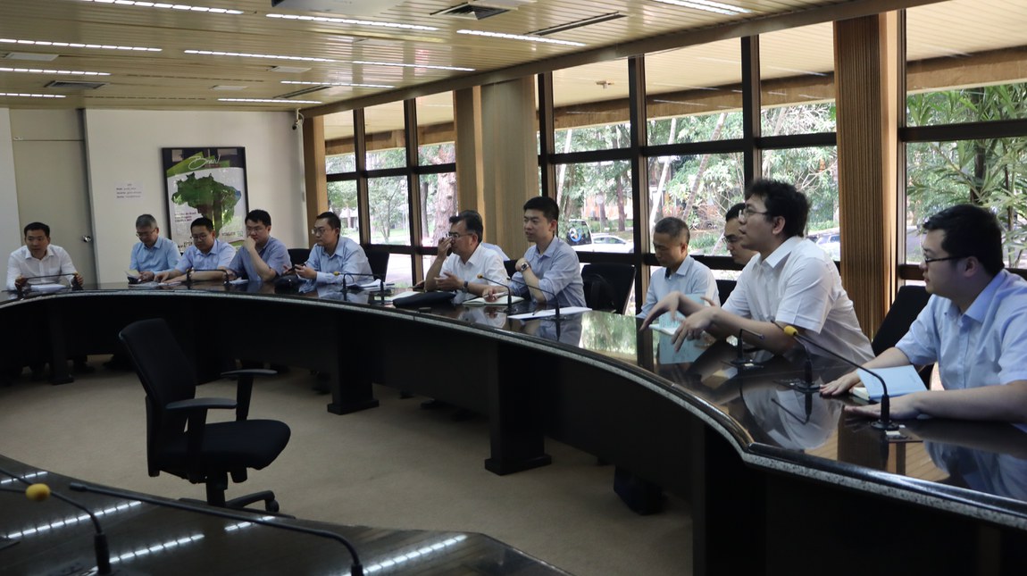 Delegação chinesa visita o INPE