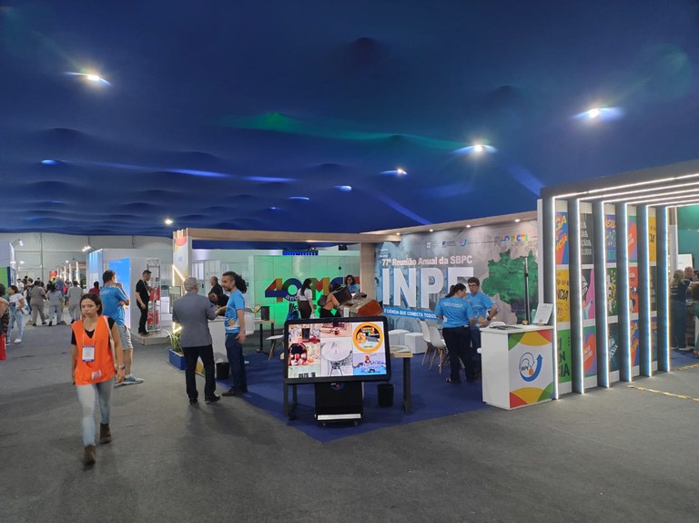 Estande do INPE na SBPC 5.jpeg