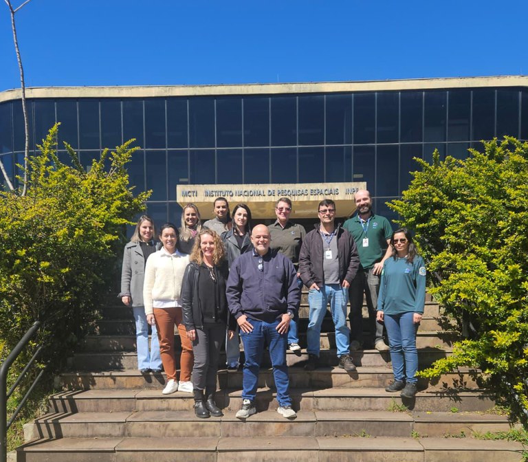 Reunião entre INPE e Ibama na Coordenação Espacial Sul (COESU) do INPE, em Santa Maria (RS)