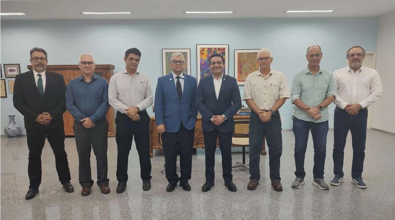 INPE e UECE articulam nova parceria para fortalecimento da pesquisa científica