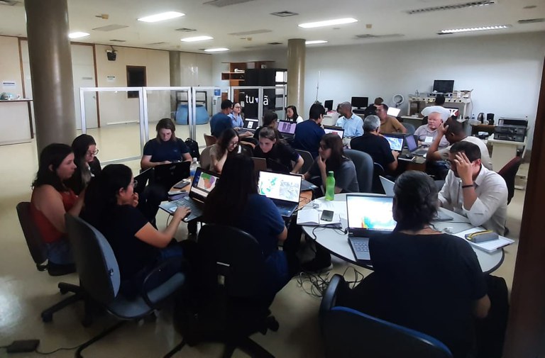 INPE promove workshop sobre previsão meteorológica imediata