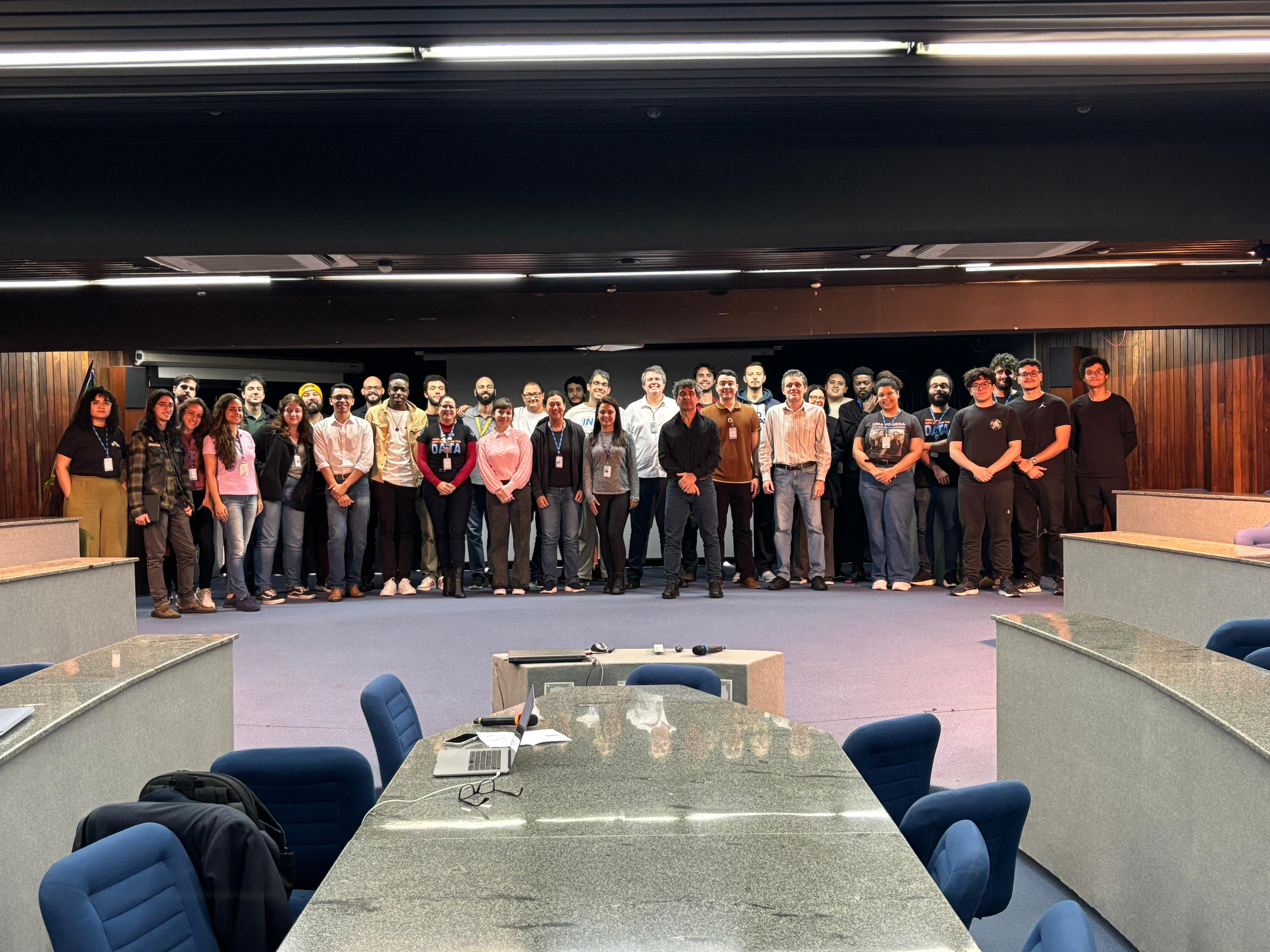 Laboratório de inteligência artificial do INPE realiza primeiro workshop — Instituto Nacional de Pesquisas Espaciais 3 Participantes do primeiro workshop do LIAREA