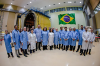 Ministra Luciana Santos visita institutos de pesquisa em São José dos Campos