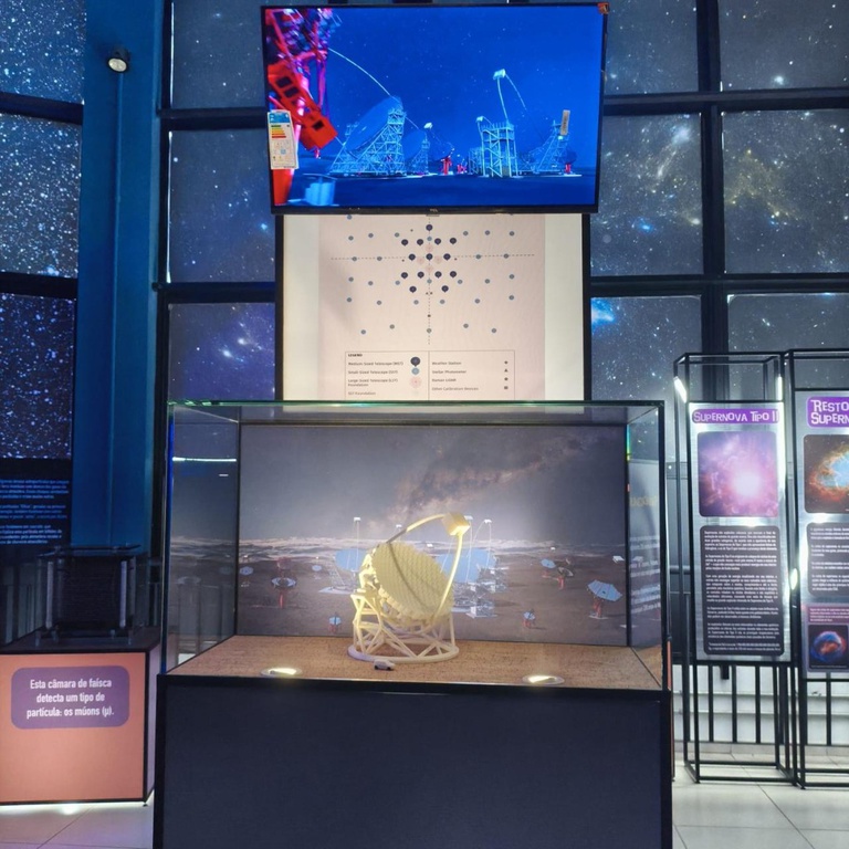 Exposição Raios Cósmicos_4.jpeg