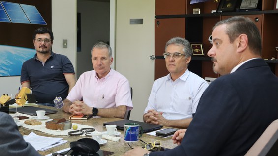 Pessoas do INPE na Reunião