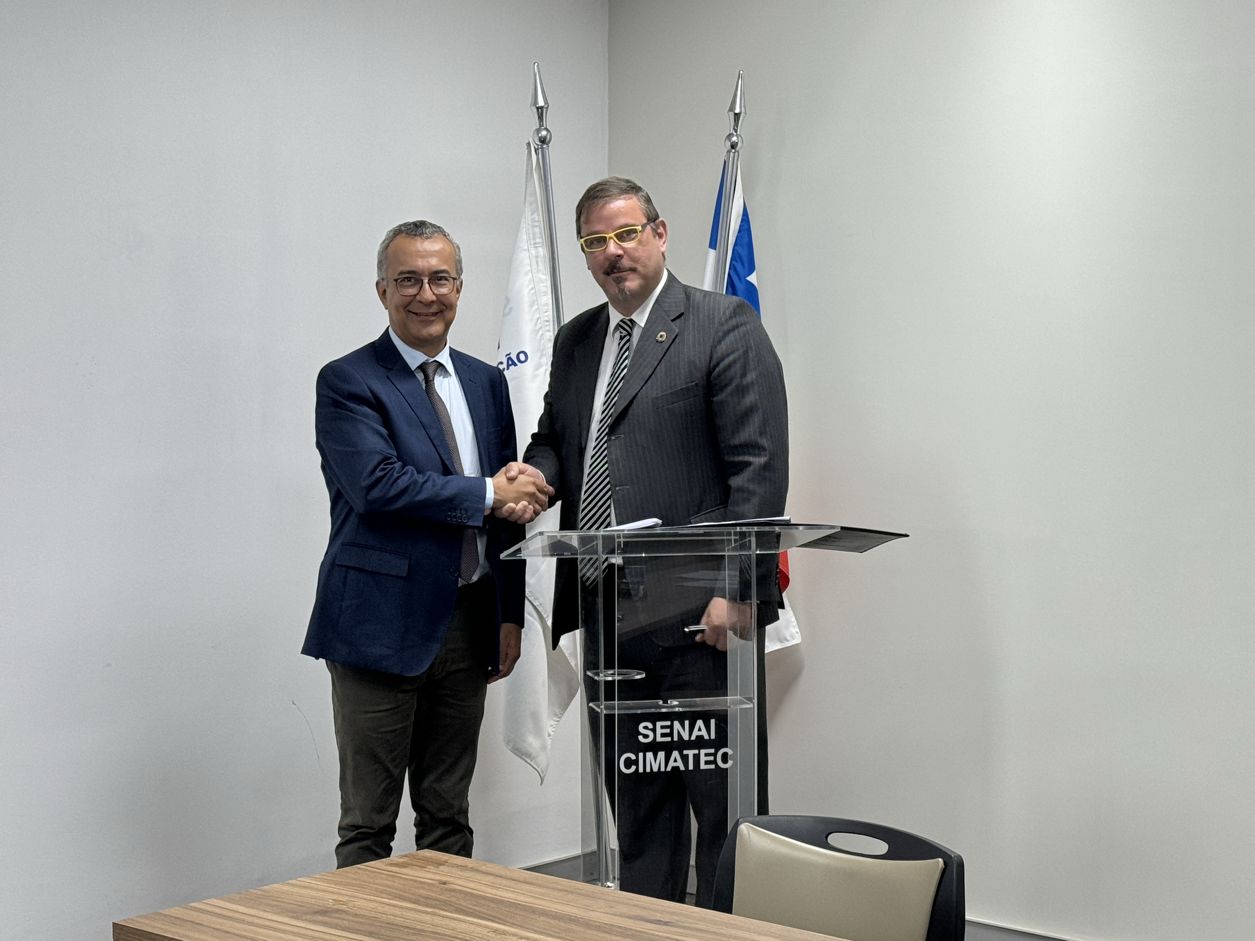 INPE visita SENAI CIMATEC e assina protocolo de intenções com o CIMATEC Aeroespacial no âmbito do Projeto SisMOM - (06/05/24)