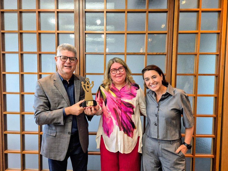 Entrega do Prêmio Follett