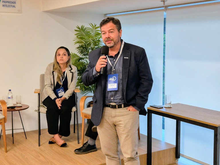 Alexandre Lopes Lourenço em evento na ABPI