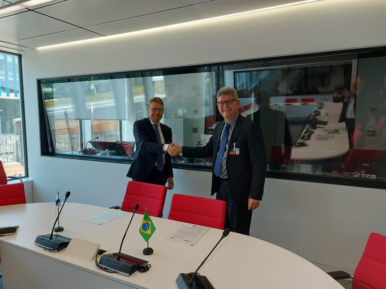 Formalização de PPH com a Finlândia.jpg