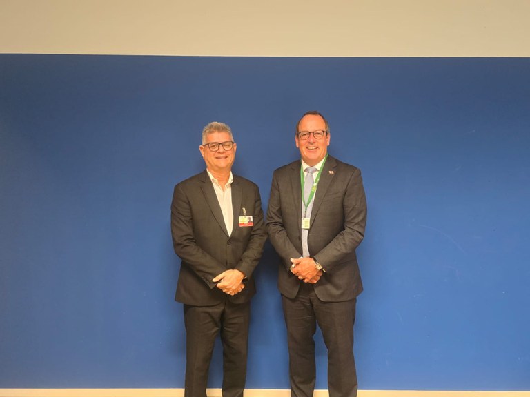 Reunião com o Reino Unido