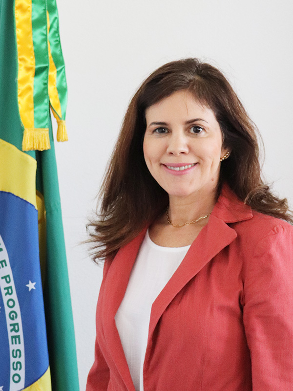 Tania Cristina Lopes Ribeiro