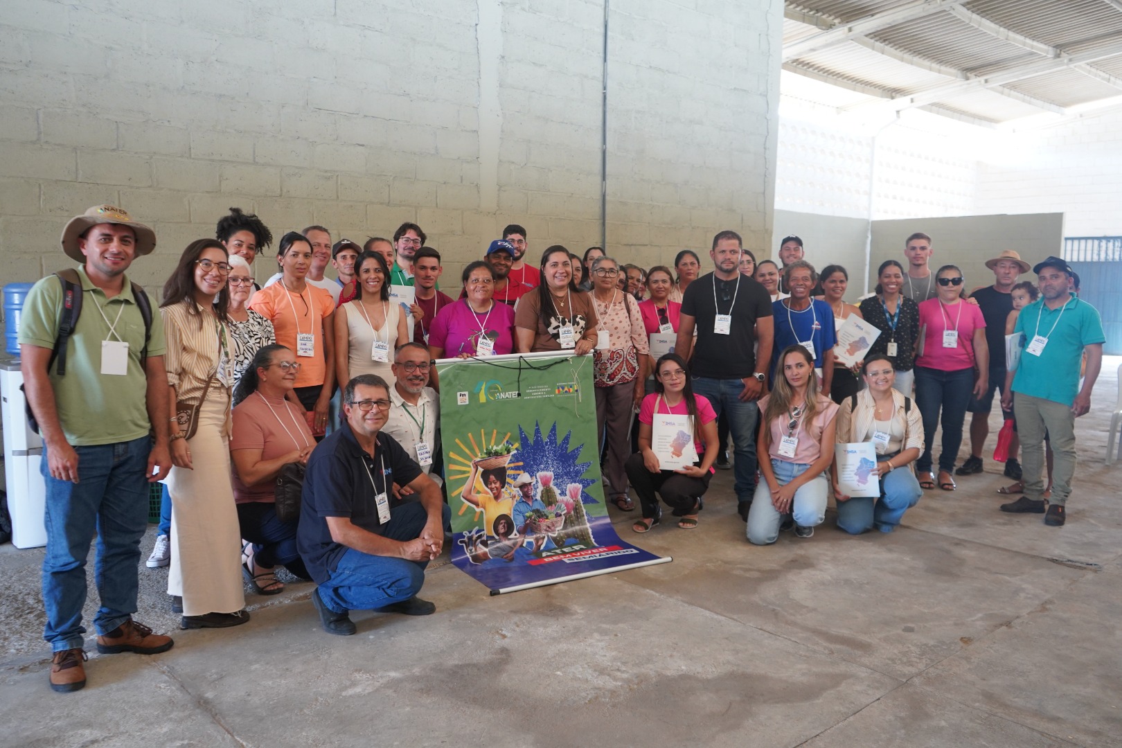 Equipe do INSA, agricultores familiares de Soledade e equipe técnica do projeto reunidos ao final do evento