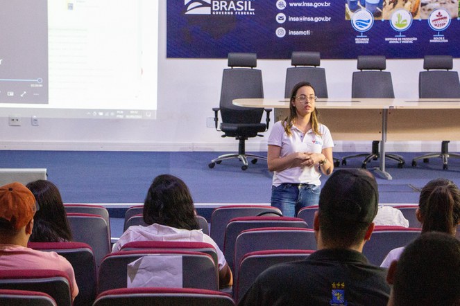 INSAMCTI recebe visita de turma de agronomia da UFPB (2).jpg