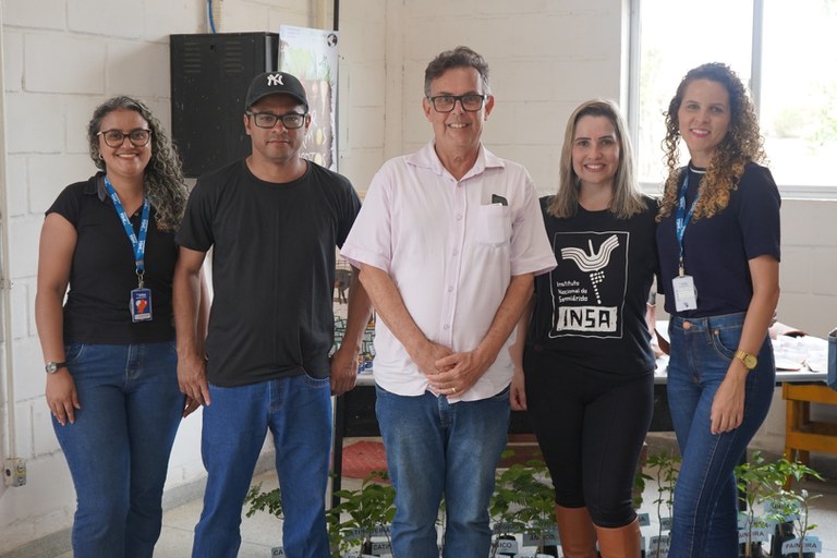 Equipe de Solos e Mineralogia do INSA