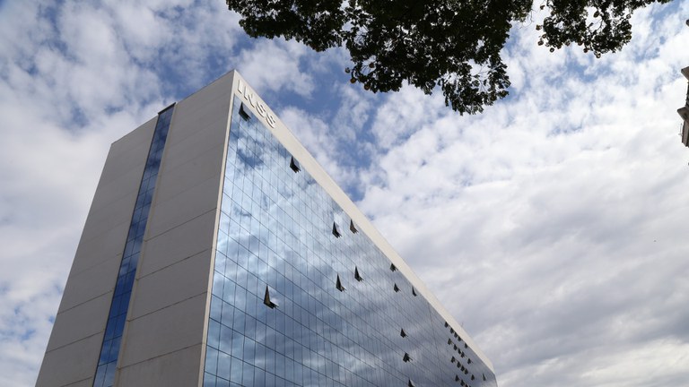 Instituições financeiras se comprometeram a suspender cobrança de seguro prestamista e ajustar procedimentos em operações com beneficiários da Previdência Social