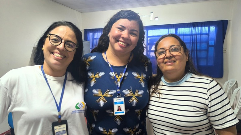 Servidoras do INSS e Gina Santos (Secretaria de AS de Rio Formoso PE.jpeg