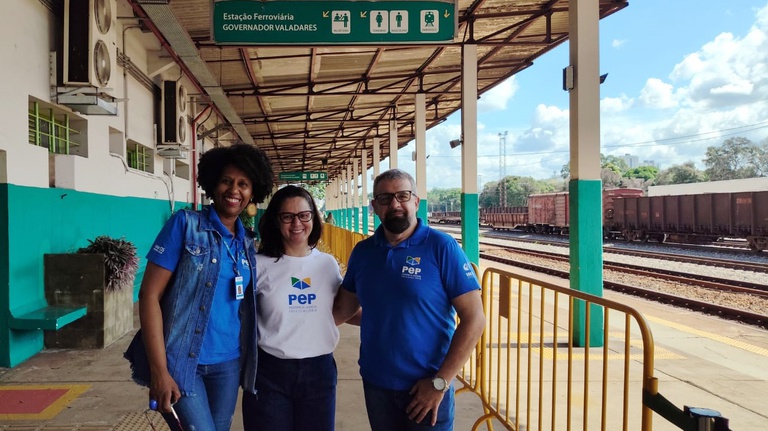 PEP nos Trilhos - servidores do INSS Jacqueline, Mirlê e Gilvan - embarque GVa.jpg.jpeg