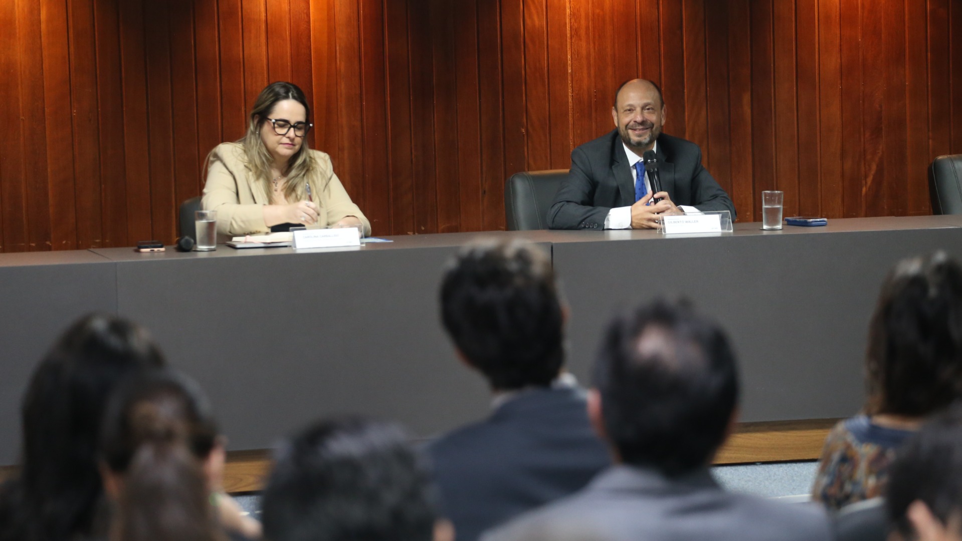 Em evento de qualificação institucional, a atual gestão da autarquia destacou o papel da Diretoria de Governança e convidou especialistas em controle e compliance para reforçar a importância da ética e da transparência no atendimento previdenciário