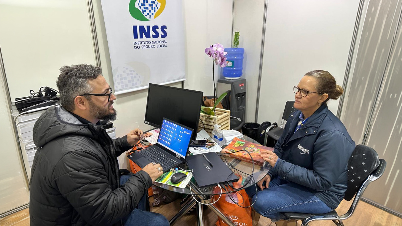 Estande funcionará das 10h às 17h e prestará orientações sobre benefícios, aposentadoria e acesso ao Meu INSS