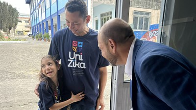 17_10_2025 Visita ao UniZika _ Fotos Ana Paula Ergang 10.jpg