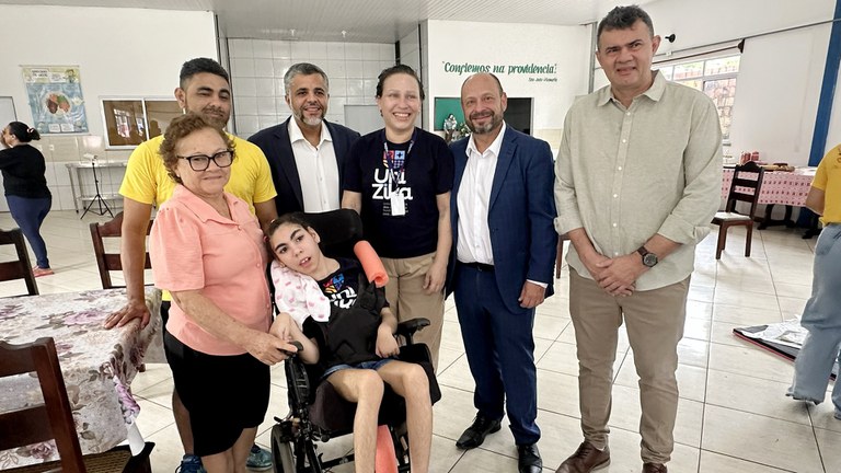 17_10_2025 Visita ao UniZika _ Fotos Ana Paula Ergang 9.jpg