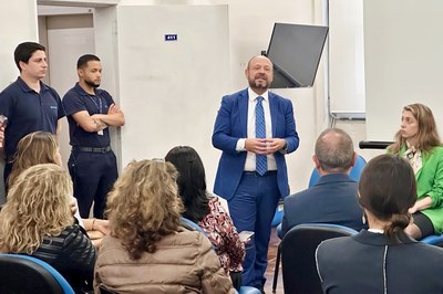 Presidente discursa durante solenidade de abertura da unidade de autoatendimento orientado. Foto: Marcos Varjão.