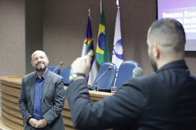 Descrição da imagem: Presidente do INSS participa de reunião no Serpro com gerentes das agências da região metropolitana de Recife. Foto: Ascom Nordeste Recife.