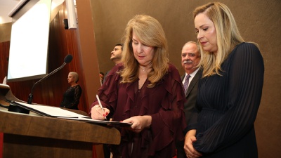 ­