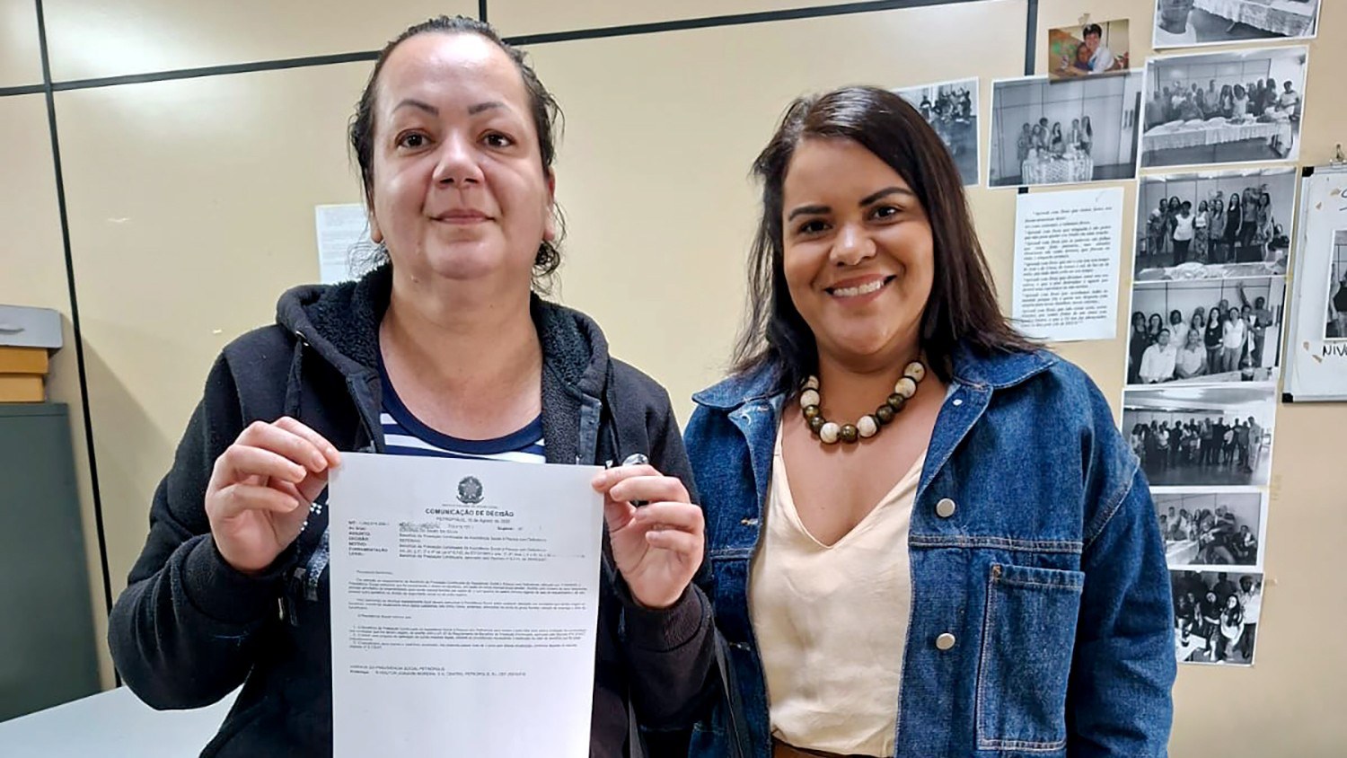 Edivania do Ramo da Silva ao lado da servidora Edivania do Ramo da Silva. Foto: ACS/Rio