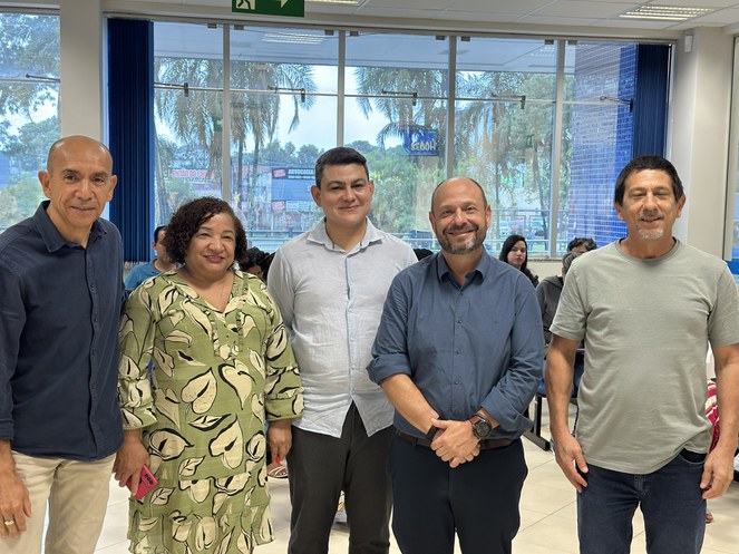 Presidente do INSS e equipe da APS Planaltina (DF).