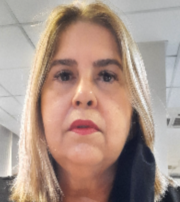 YVELINE BARRETTO LEITÃO