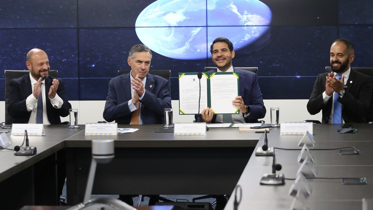 Destaque INSS parceiro agu.JPG