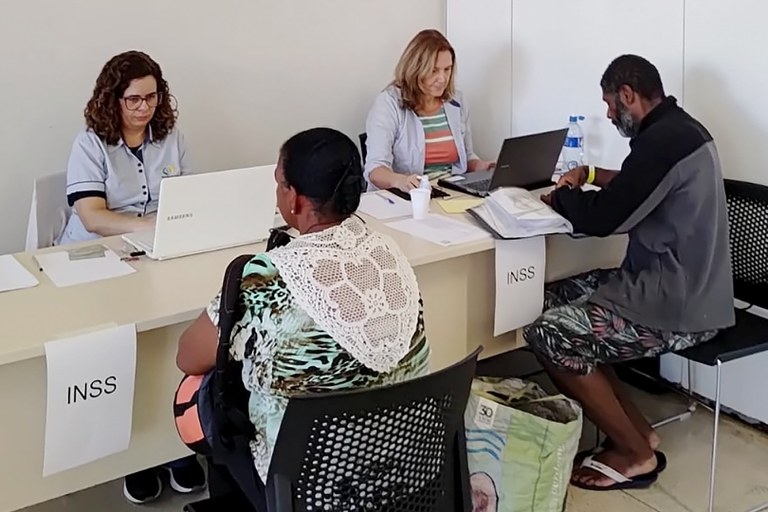 2025_09_06_Atendimento da equipe no evento Rua de Direitos_Belo Horizonte_MG_Foto Equipe Serviço Social.jpg