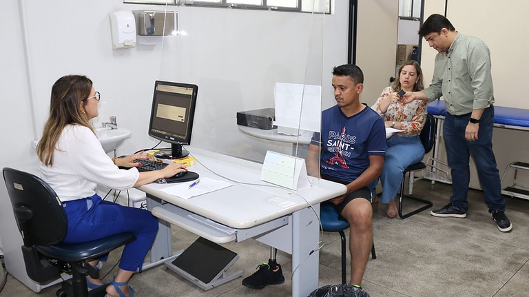 Atendimento mutirão (1).jpg