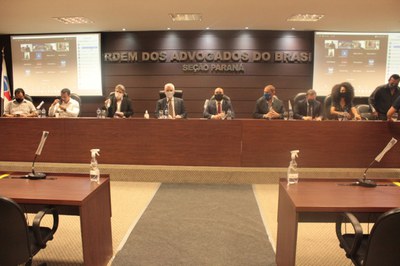 Cerimônia-novo-serviço-do-INSS-na-OAB-PR-1024x682.jpg