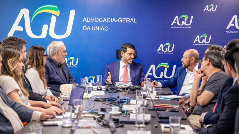 Grupo especial se reuniu para discutir ressarcimento de prejuízo - Foto: Renato Menezes/AscomAGU