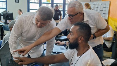 Foto prefeito eleito e gerente-executivo.jpg