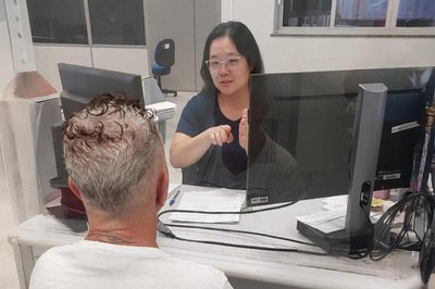 INSS oferece atendimento em Libras em agência de Maringá (PR)