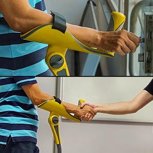 Mãos livres com a muleta.jpg