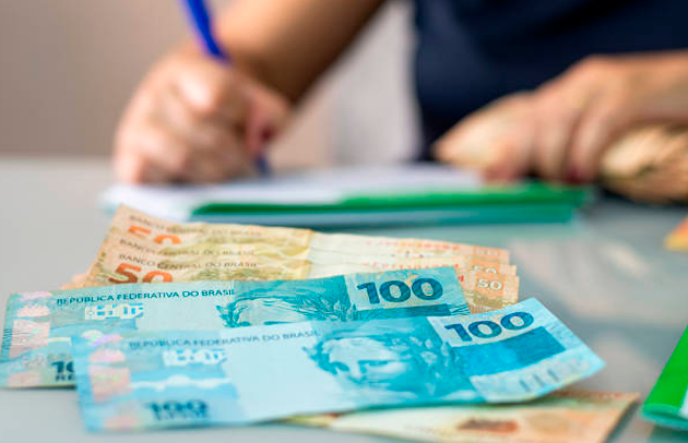 Educação Financeira nas Escolas
