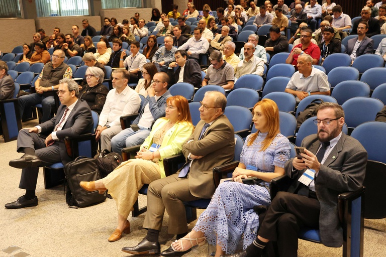 8.público.jpg