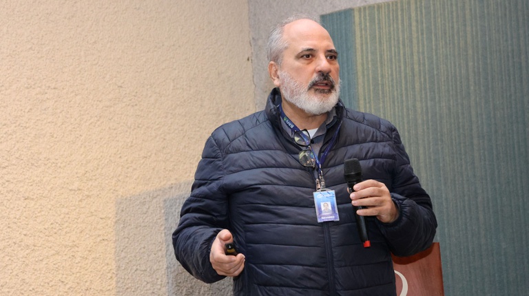 7.Roberto Navarro.JPG
