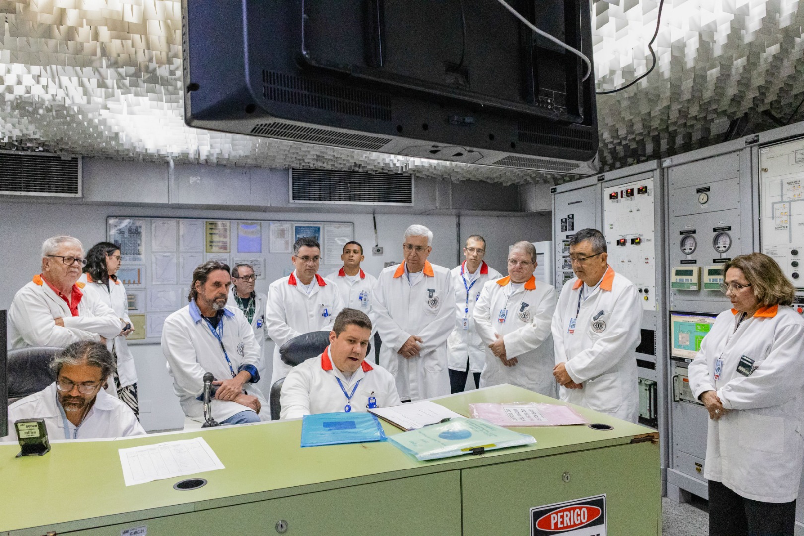 visita reator iea-r1.jpg