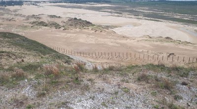 Cercamento de sambaquis em Laguna (SC)